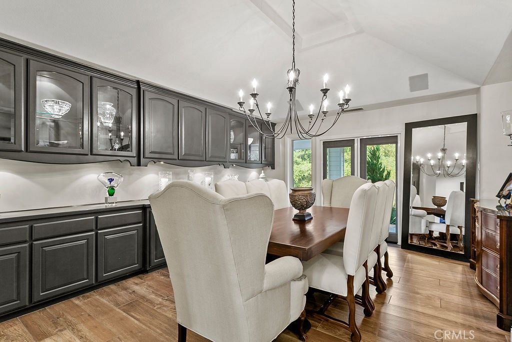 Image 20 of property listing at 40075 Avenida La Cresta, Murrieta, CA 92562