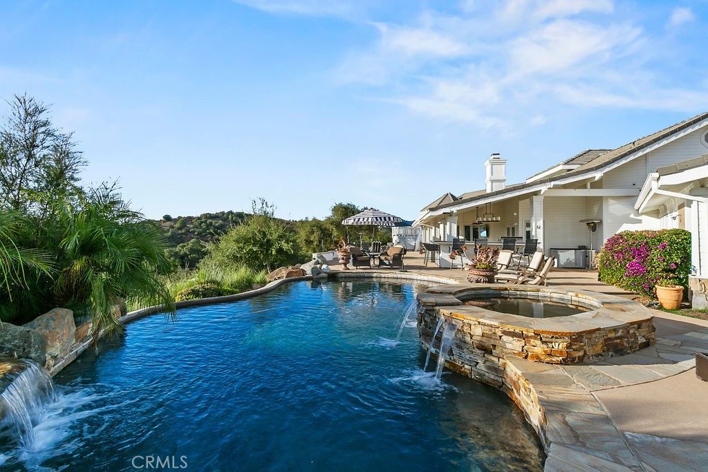 Image 39 of property listing at 40075 Avenida La Cresta, Murrieta, CA 92562
