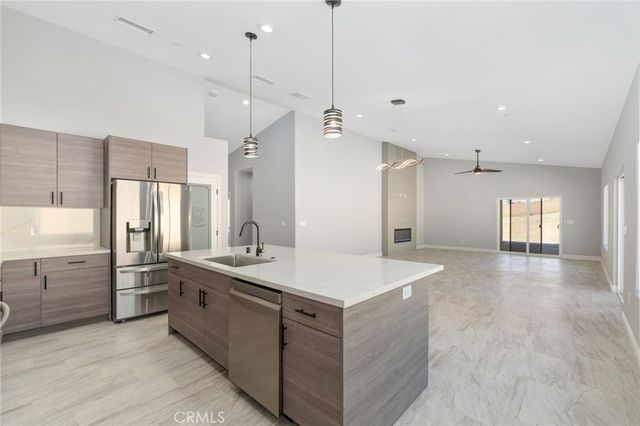 18756 Centennial Street, Hesperia, CA 92345