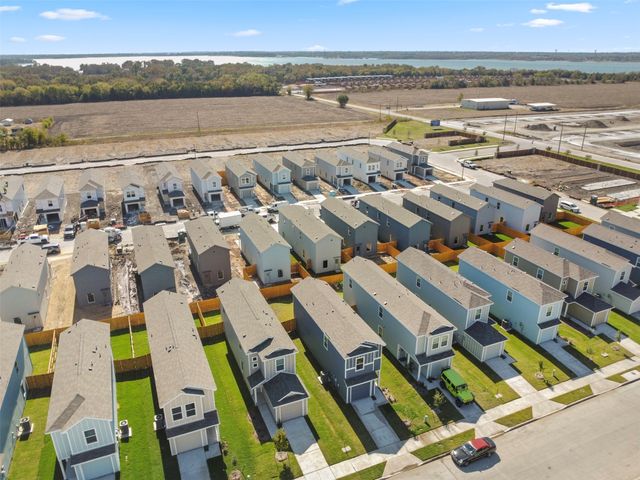 917 Wood Stork Way, Princeton, TX 75407