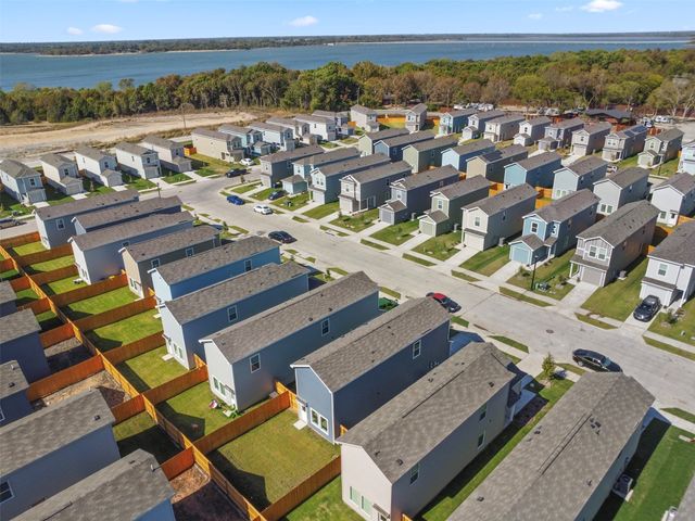 917 Wood Stork Way, Princeton, TX 75407