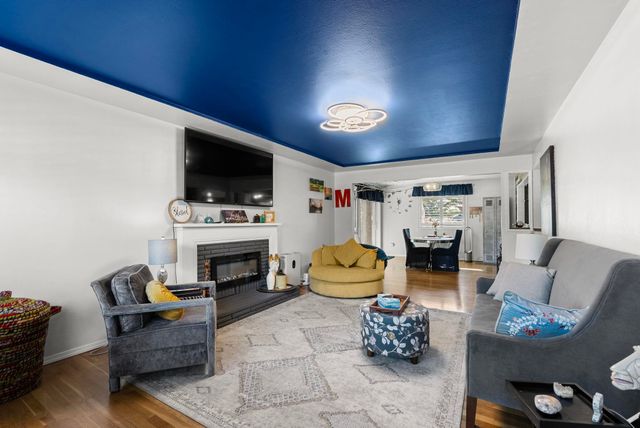 531 W Buckeye Ave, Spokane, WA 99205
