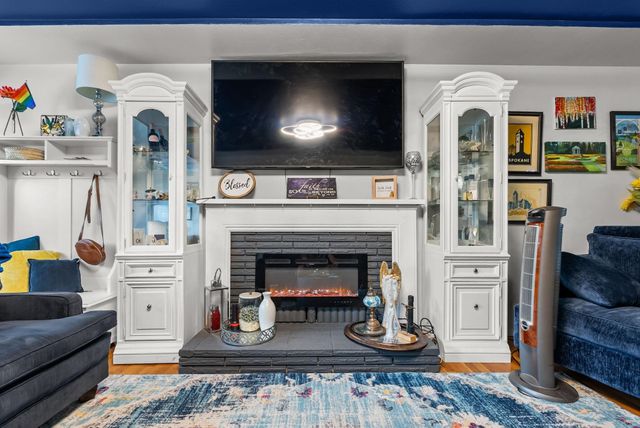 531 W Buckeye Ave, Spokane, WA 99205