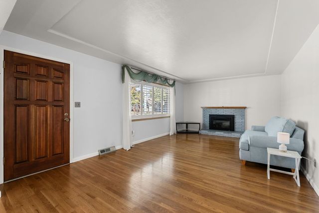 531 W Buckeye Ave, Spokane, WA 99205