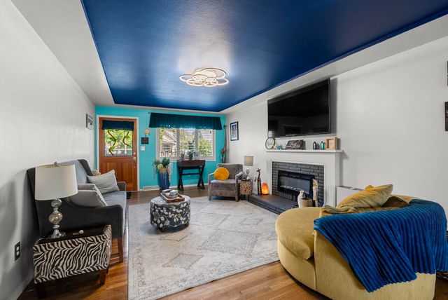 531 W Buckeye Ave, Spokane, WA 99205