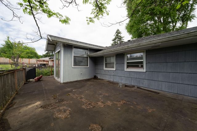 4363 SE 130th Avenue, Portland, OR 97236