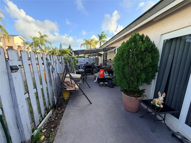 14712 SW 123rd Ave, Miami, FL 33186