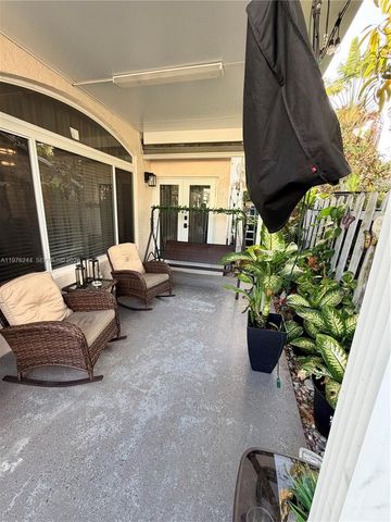 14712 SW 123rd Ave, Miami, FL 33186