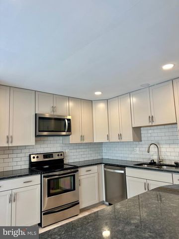 7809 KOOPMAN CT, Lorton, VA 22079