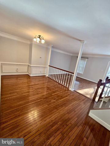 7809 KOOPMAN CT, Lorton, VA 22079