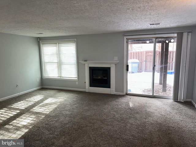 7809 KOOPMAN CT, Lorton, VA 22079