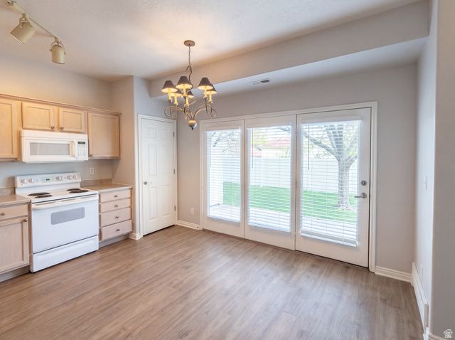 6729 S PINE LANDING WAY, West Jordan, UT 84084