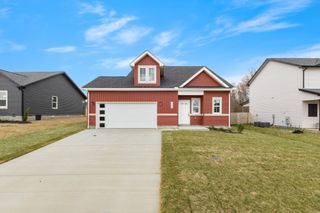 1005 Cherry Acres Dr, Clarksville, TN 37042