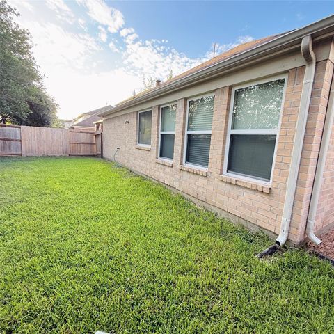19130 Clevera Walk Lane, Houston, TX 77084