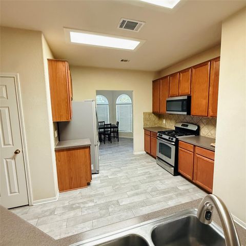 19130 Clevera Walk Lane, Houston, TX 77084
