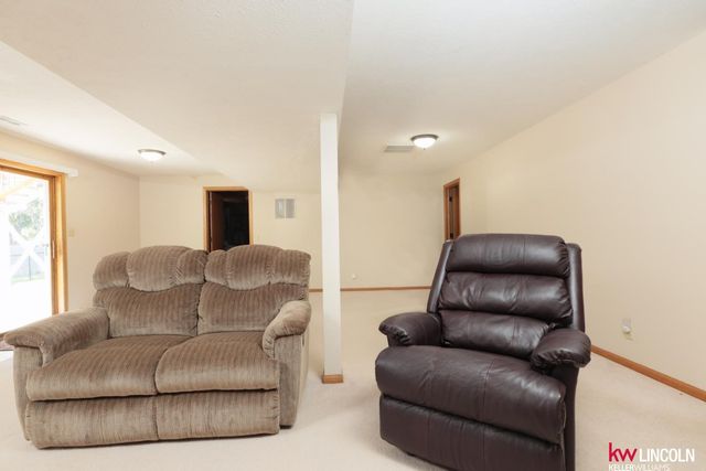 1841 Preamble Lane, Lincoln, NE 68521