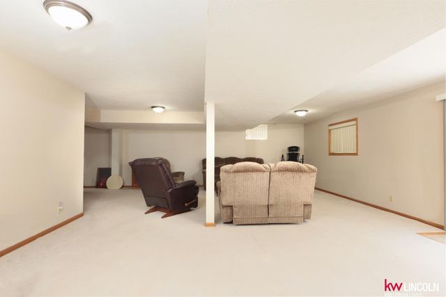 1841 Preamble Lane, Lincoln, NE 68521
