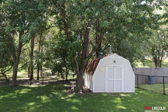 1841 Preamble Lane, Lincoln, NE 68521