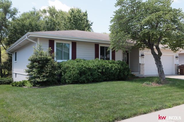 1841 Preamble Lane, Lincoln, NE 68521
