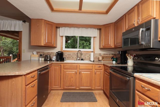 1841 Preamble Lane, Lincoln, NE 68521