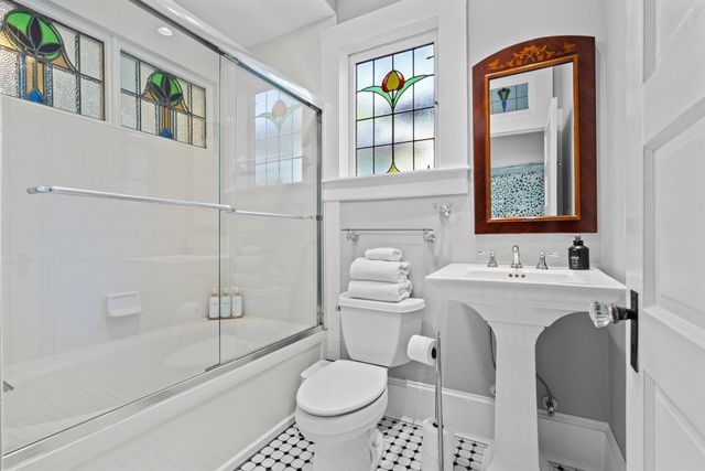 26 Riberia Street, St Augustine, FL 32084