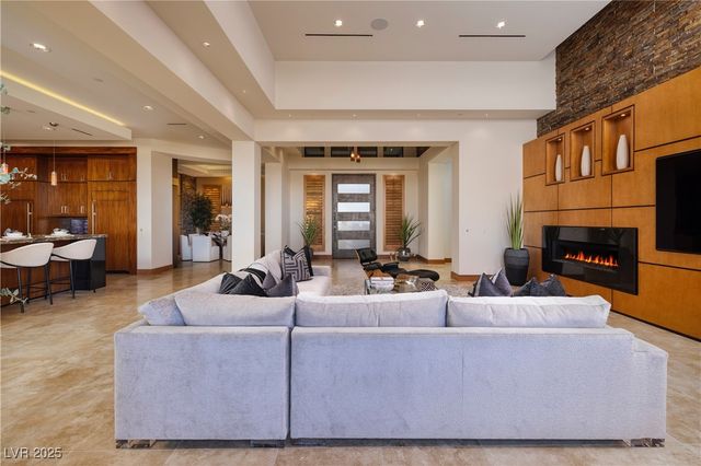 1492 Macdonald Ranch Drive, Henderson, NV 89012