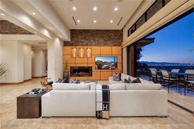 1492 Macdonald Ranch Drive, Henderson, NV 89012