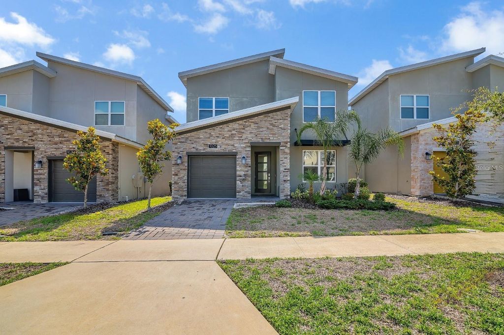 1025 LEADER STREET, Davenport, FL 33896