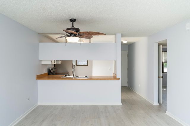 700 W Pope Rd H57 H57, St Augustine, FL 32080