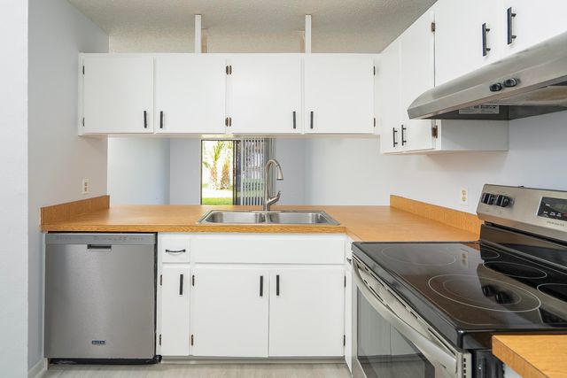 700 W Pope Rd H57 H57, St Augustine, FL 32080