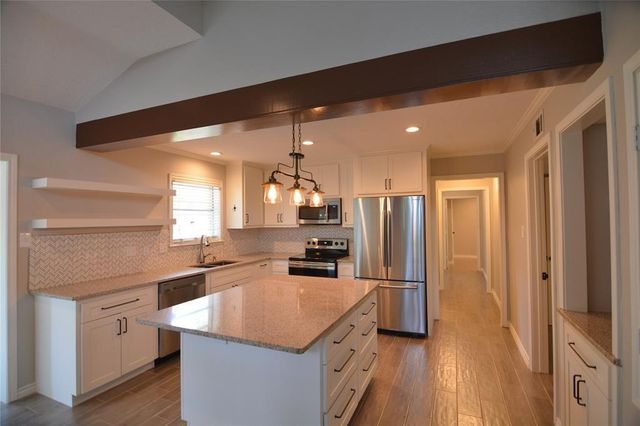 19118 Challe Circle W, Spring, TX 77373