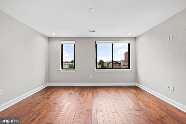 1600 N BODINE ST, Philadelphia, PA 19122