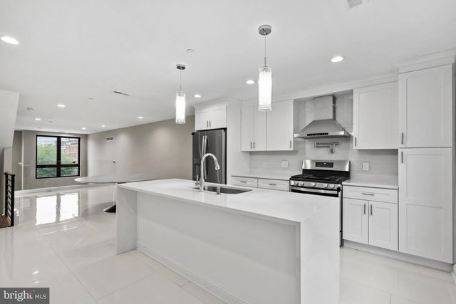 1600 N BODINE ST, Philadelphia, PA 19122