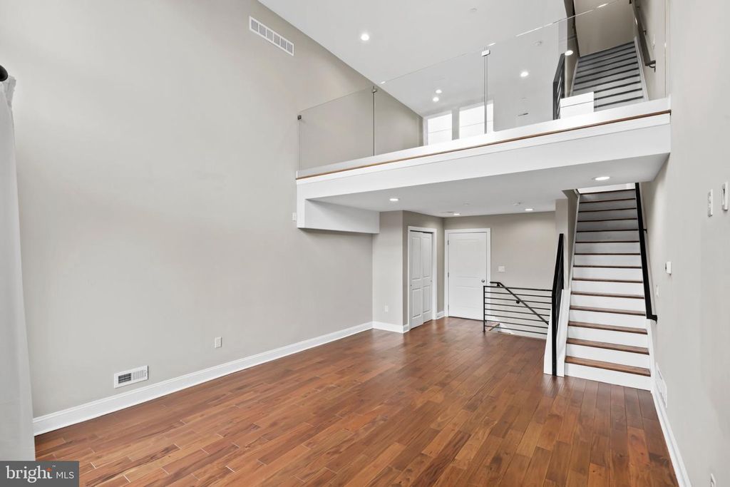 1600 N BODINE ST, Philadelphia, PA 19122