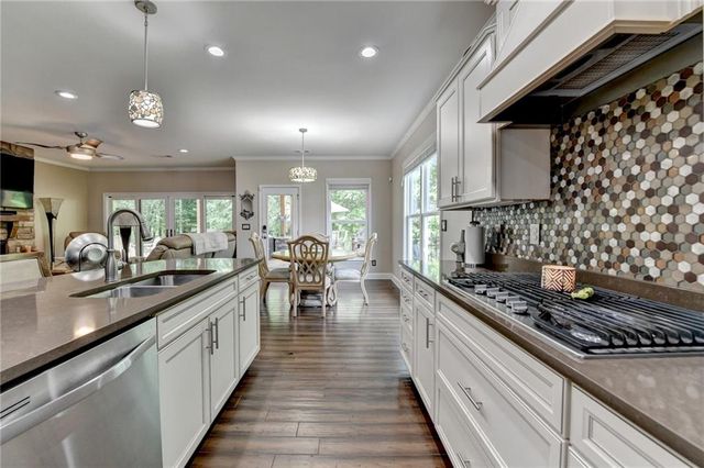 6413 Maple Park Lane, Hoschton, GA 30548