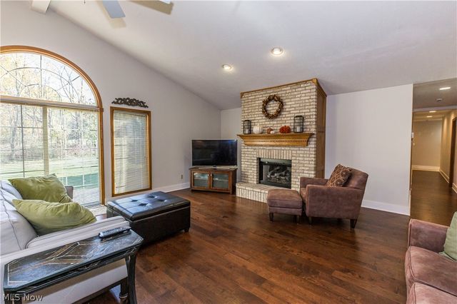 821 Olde Orchard Drive, Tallmadge, OH 44278