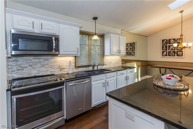 821 Olde Orchard Drive, Tallmadge, OH 44278