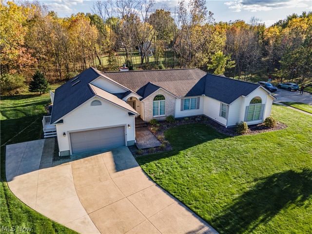 821 Olde Orchard Drive, Tallmadge, OH 44278
