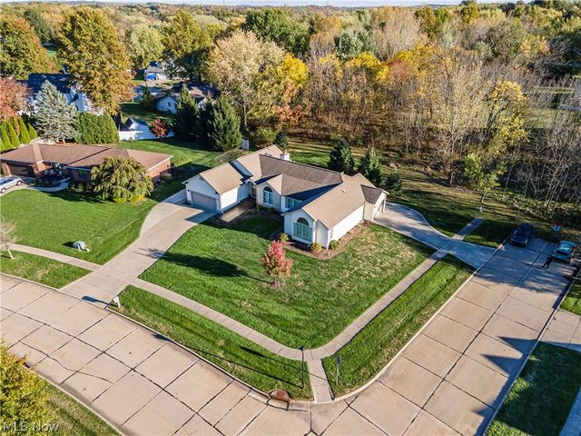 821 Olde Orchard Drive, Tallmadge, OH 44278