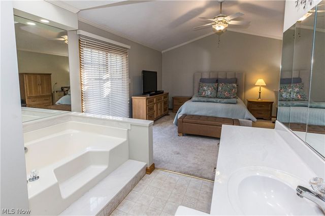 821 Olde Orchard Drive, Tallmadge, OH 44278