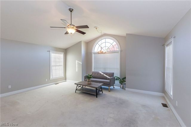 821 Olde Orchard Drive, Tallmadge, OH 44278