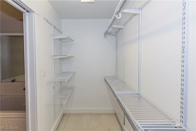 821 Olde Orchard Drive, Tallmadge, OH 44278