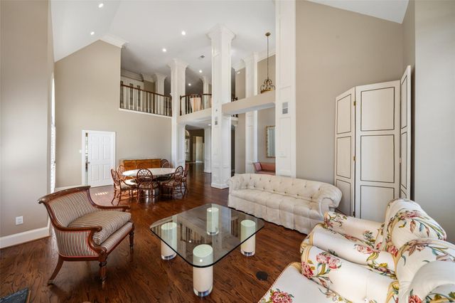 22 Royal Dalton Circle, Conroe, TX 77304