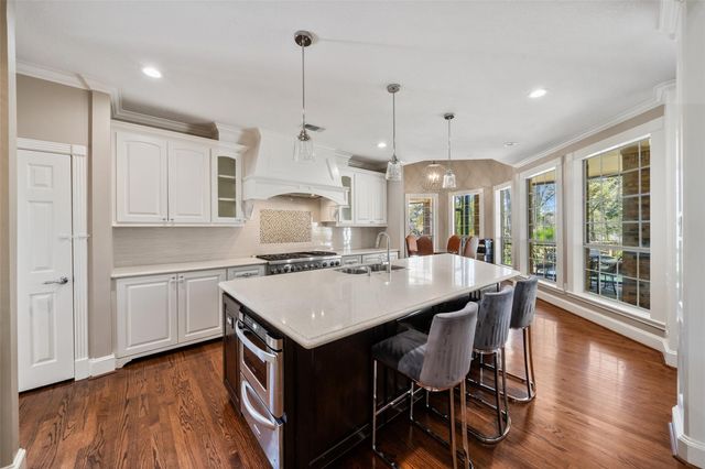 22 Royal Dalton Circle, Conroe, TX 77304