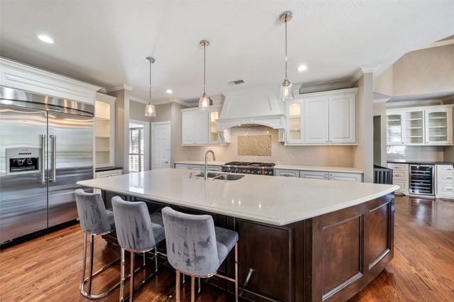 22 Royal Dalton Circle, Conroe, TX 77304