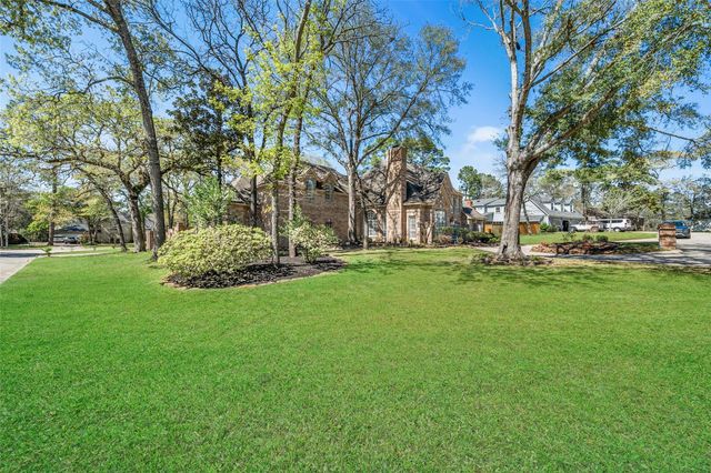 22 Royal Dalton Circle, Conroe, TX 77304
