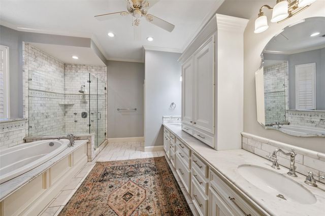 22 Royal Dalton Circle, Conroe, TX 77304