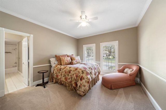 22 Royal Dalton Circle, Conroe, TX 77304