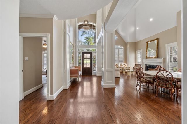 22 Royal Dalton Circle, Conroe, TX 77304