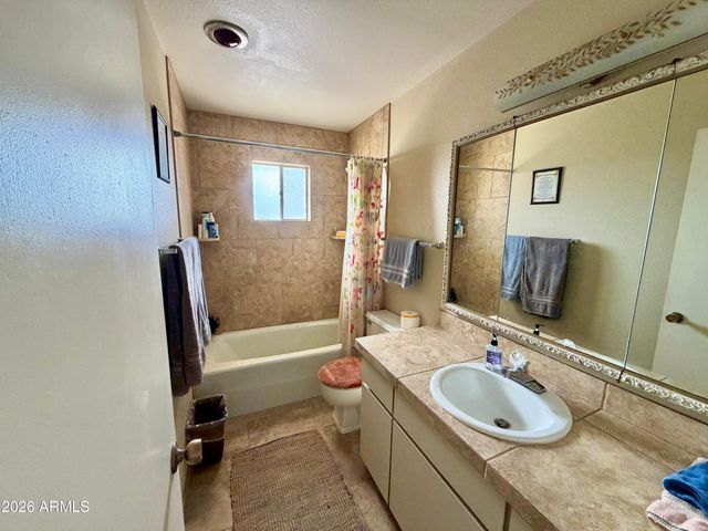 6545 E EL PASO Street, Mesa, AZ 85205
